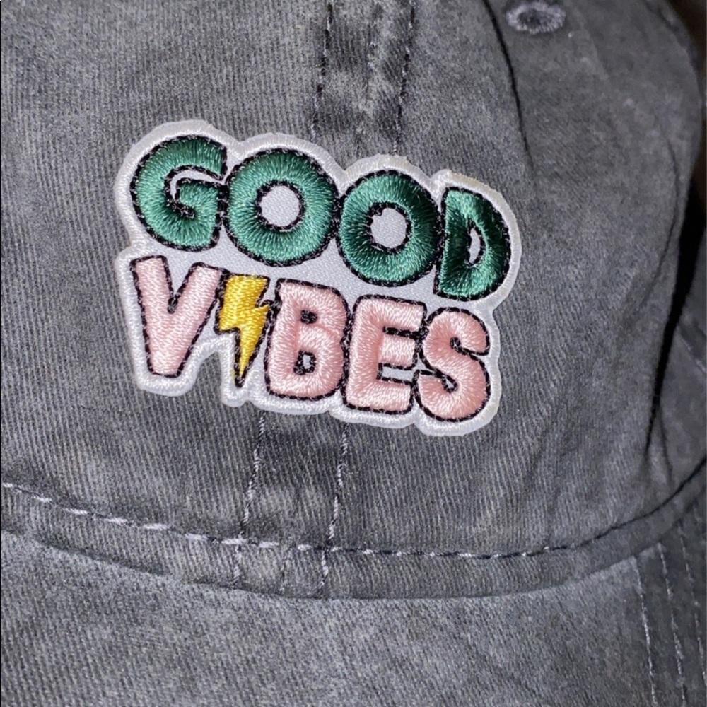 Hat - Picture 4 of 5